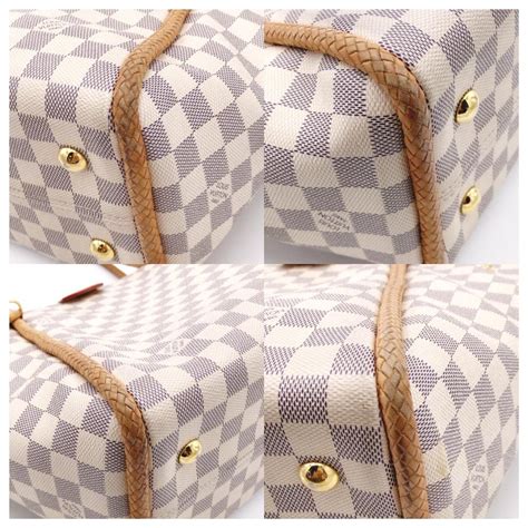 Selling my Propriano Damier Azur Louis Vuitton White Canvas 